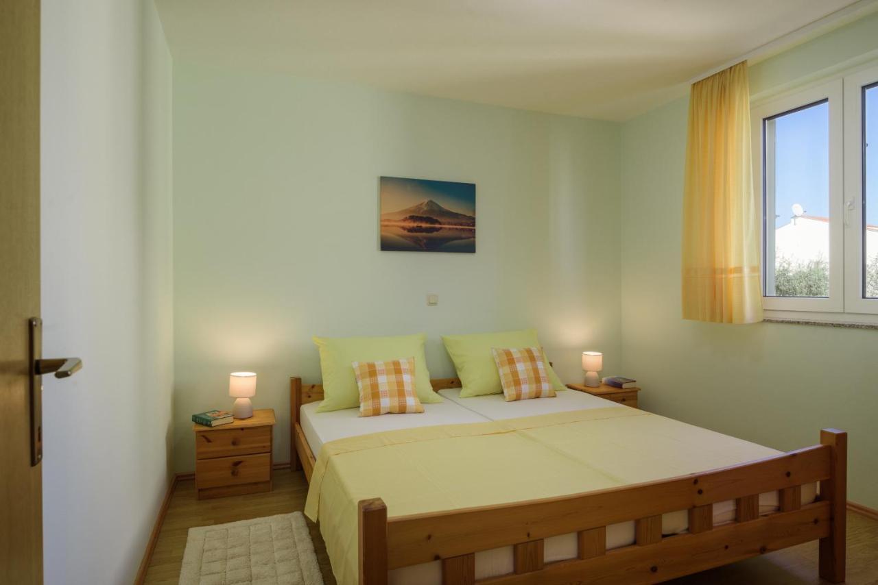 Apartmani Emil Trogir Kültér fotó