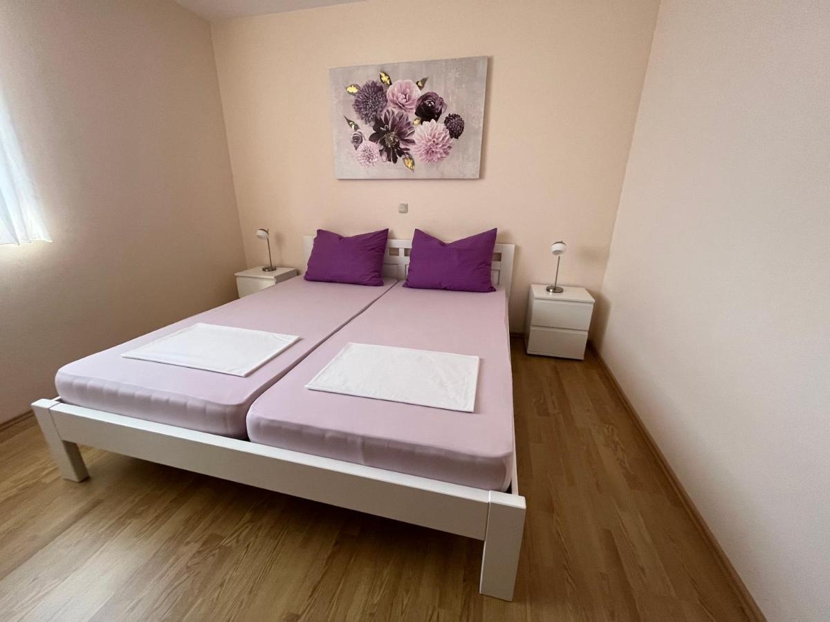 Apartmani Emil Trogir Kültér fotó