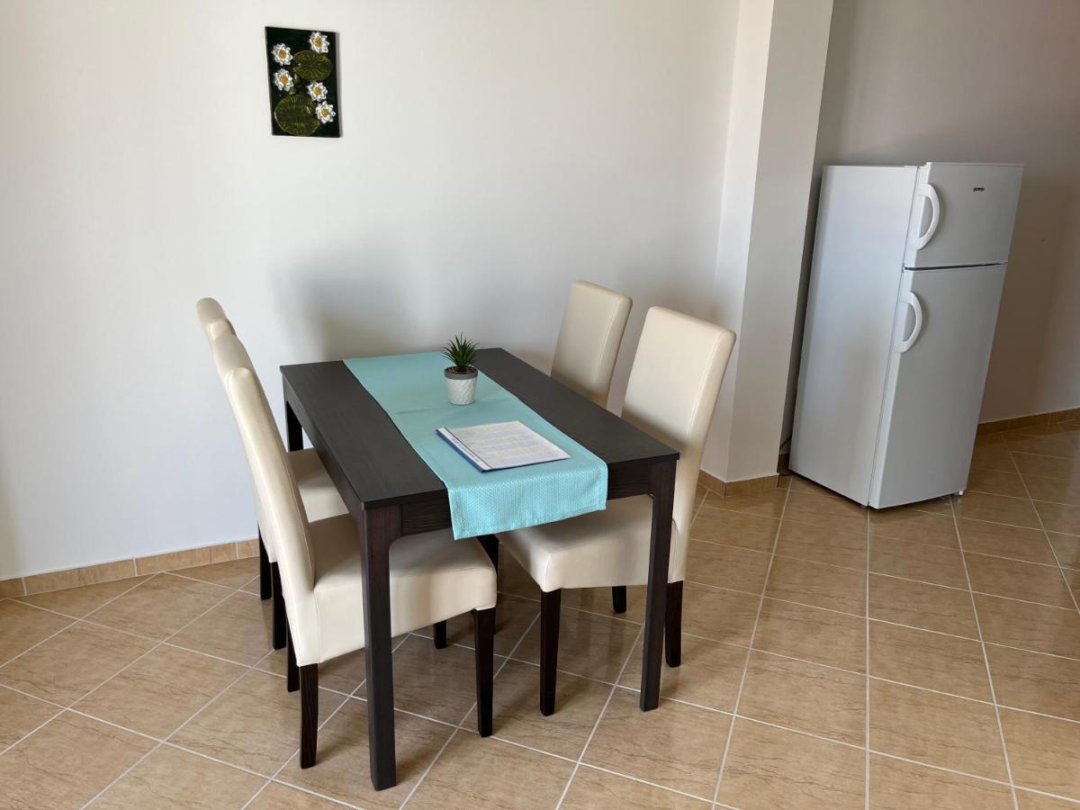 Apartmani Emil Trogir Kültér fotó