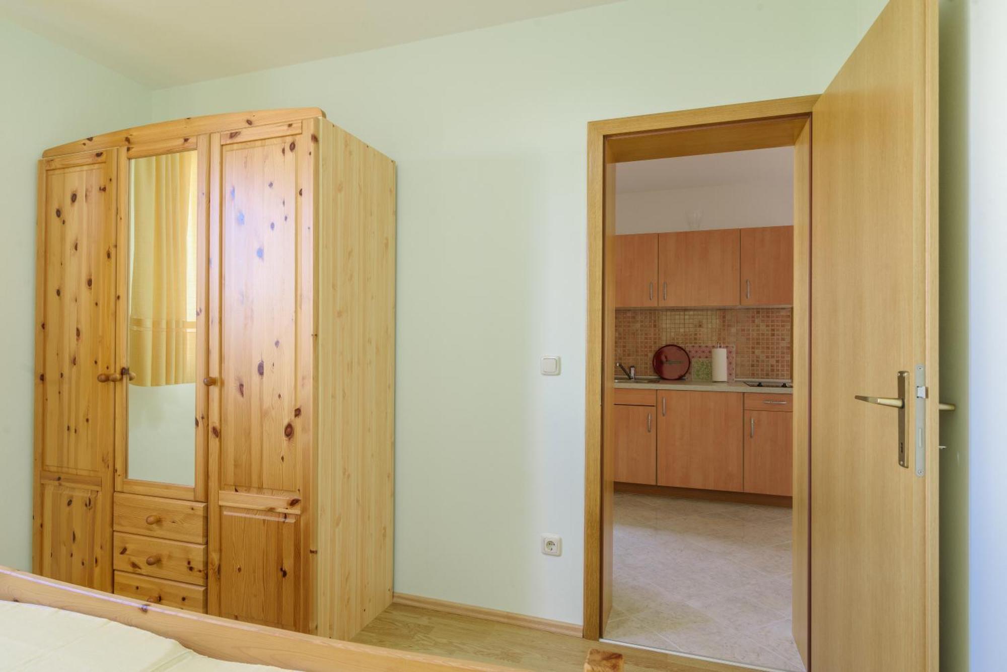 Apartmani Emil Trogir Kültér fotó